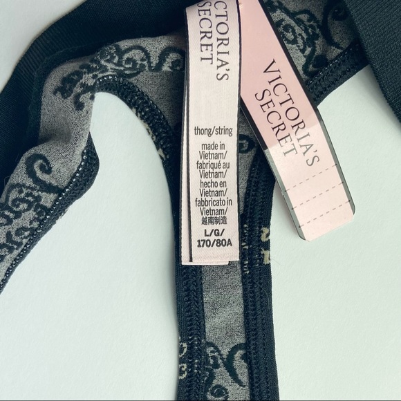 ♥️ VS Soft Black Thongs - Picture 4 of 5